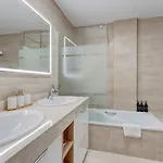 Townhouse Luxury - Relax With Stunning Sea Views Dom wakacyjny